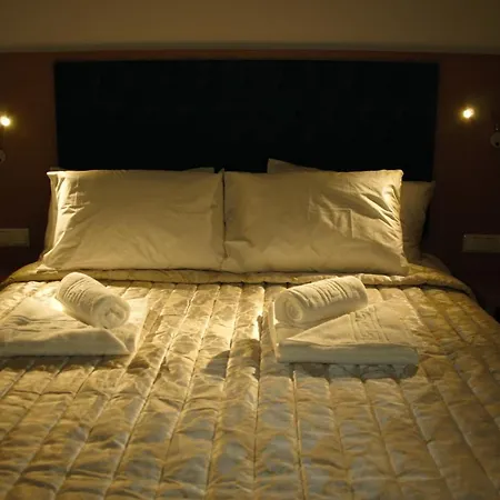 Medusa 2* Órmos Prínou