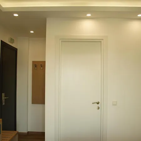 Medusa Hotel 2*
