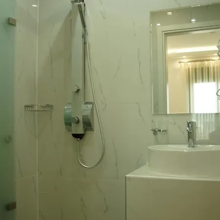 Medusa 2* Órmos Prínou