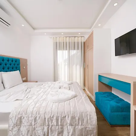 Medusa Hotel 2*