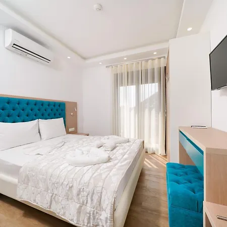Medusa Hotel 2*