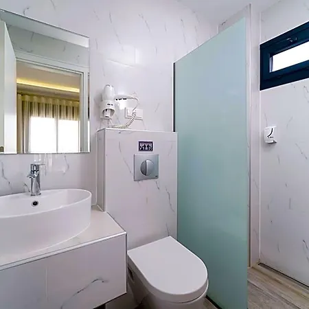 Medusa Hotel Órmos Prínou